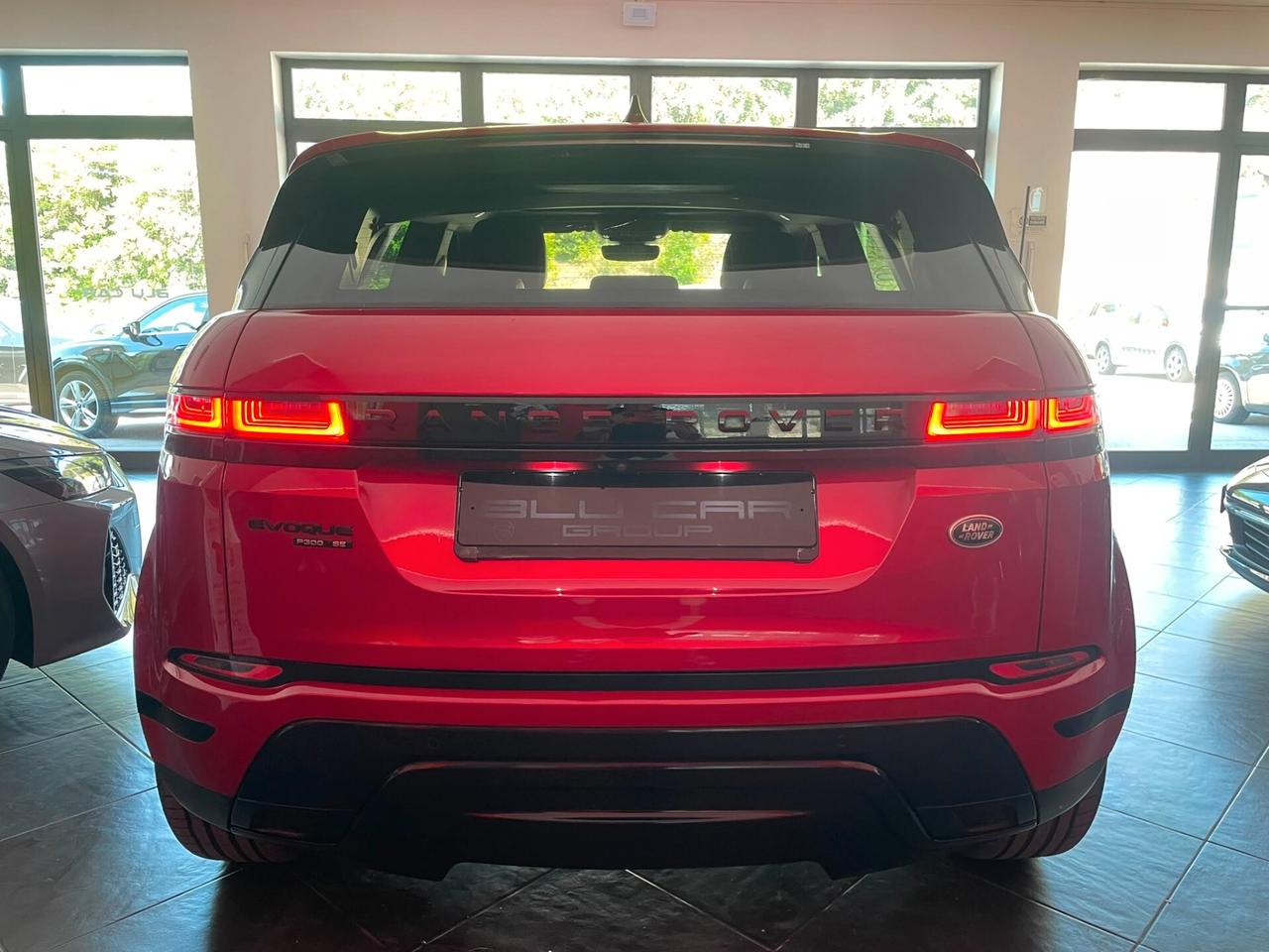 RANGE ROVER EVOQUE 2.0MHEV R-DYNAMIC HSE 300cv