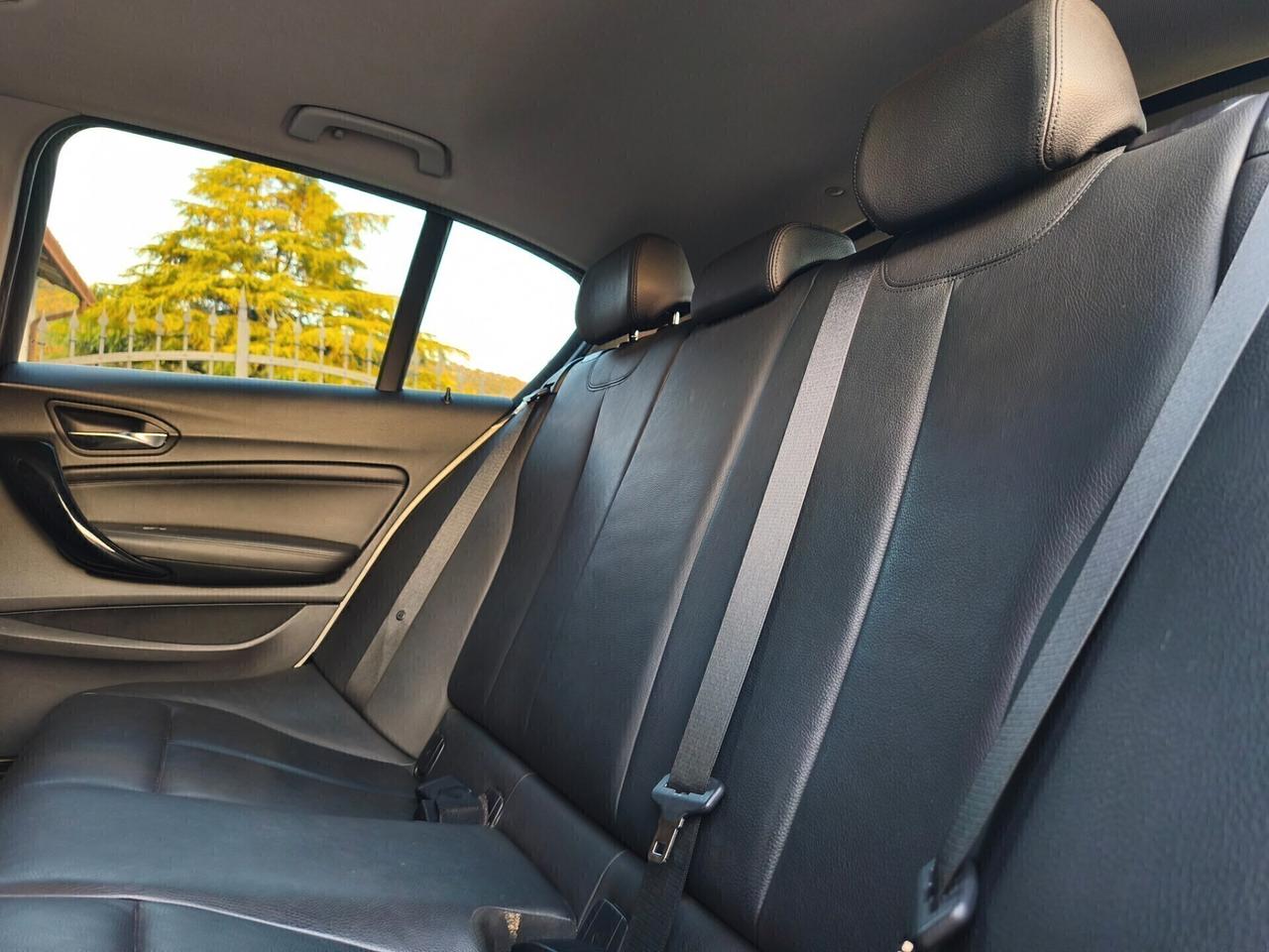 Bmw 118 118d 5p. Urban