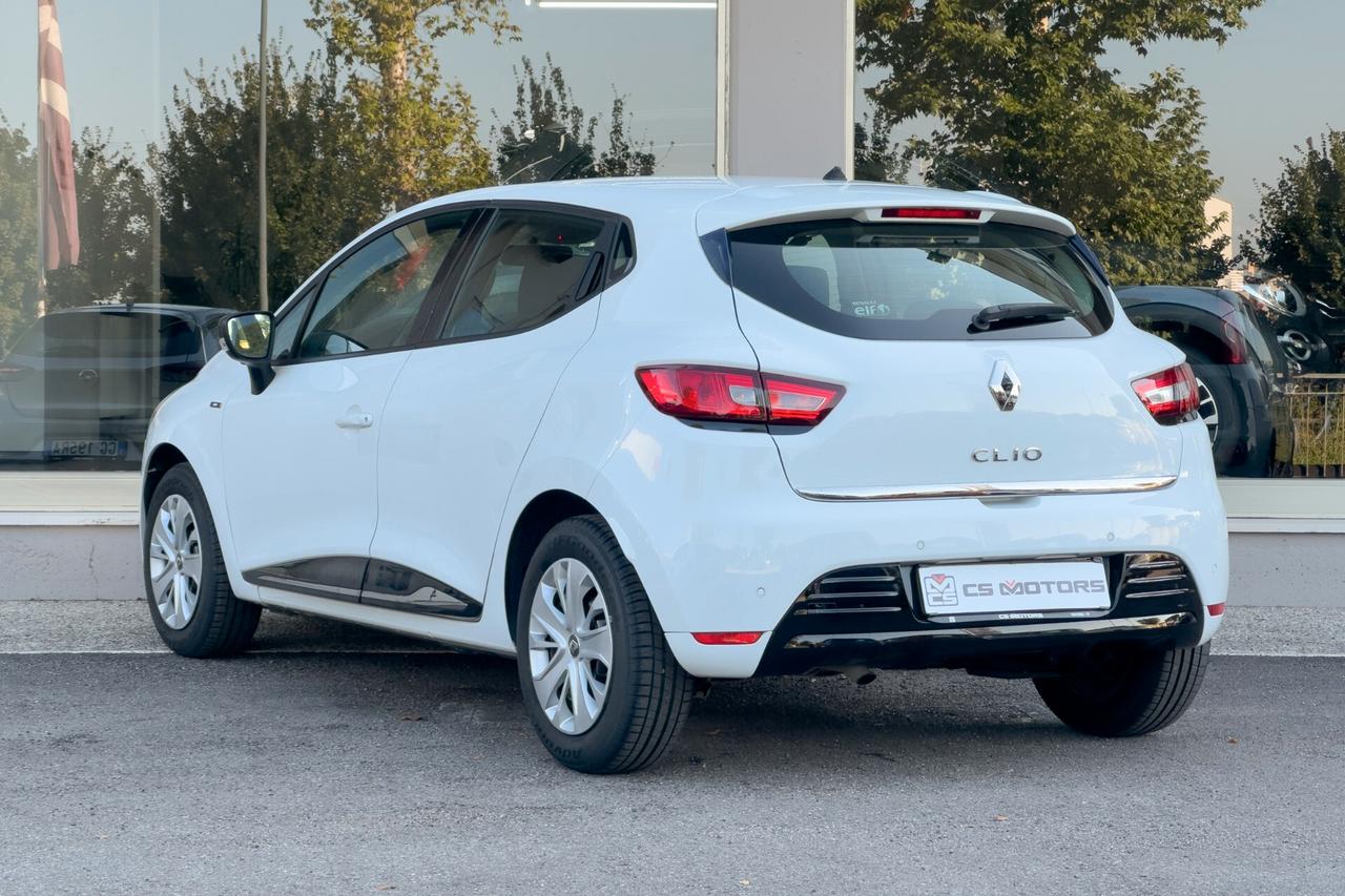 Renault Clio dCi 8V 90 CV 5 porte Moschino Intens