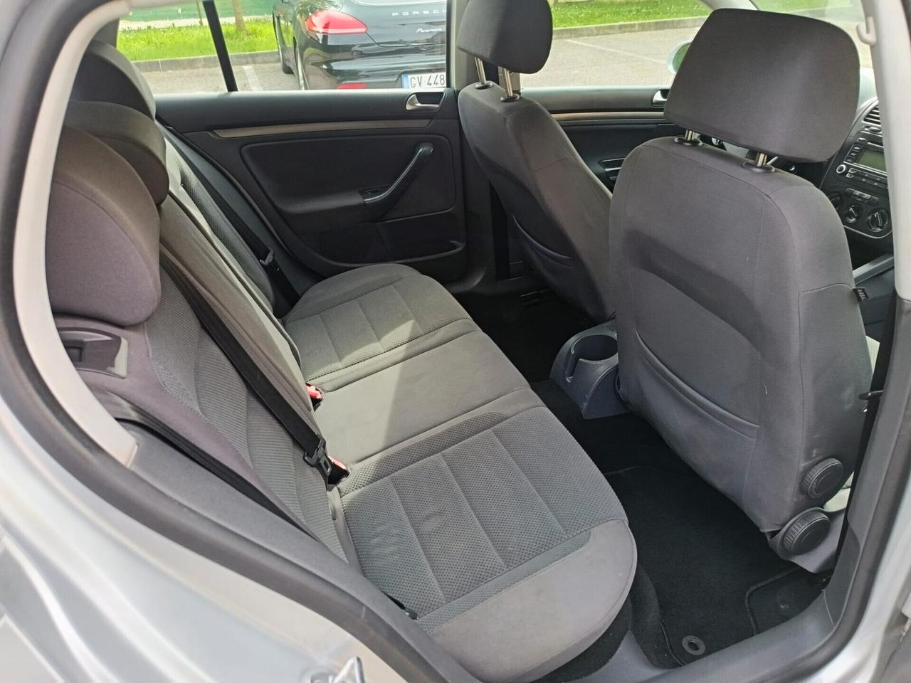 Volkswagen Golf 1.9 TDI 5p. Sportline