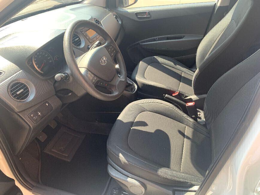 Hyundai i10 1.0 MPI Login -SOLO KM 45.000