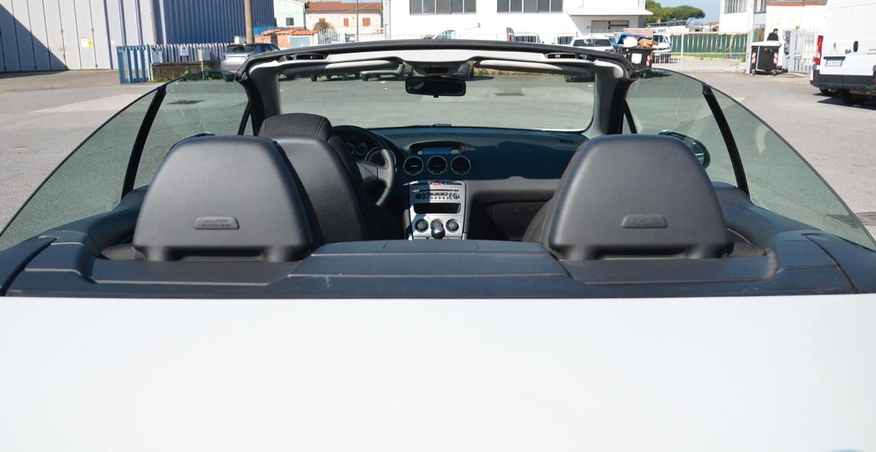 Peugeot 308 1.6 e-HDi 112CV Stop&Start CC Allure