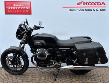 Moto Guzzi V7 Stone