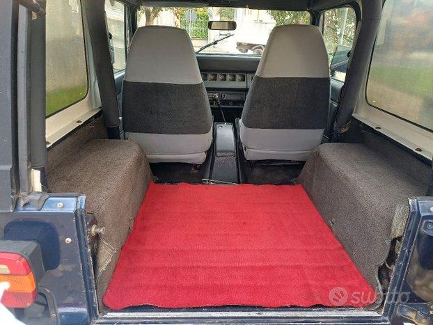 jeep wrangler 4.0 benzina