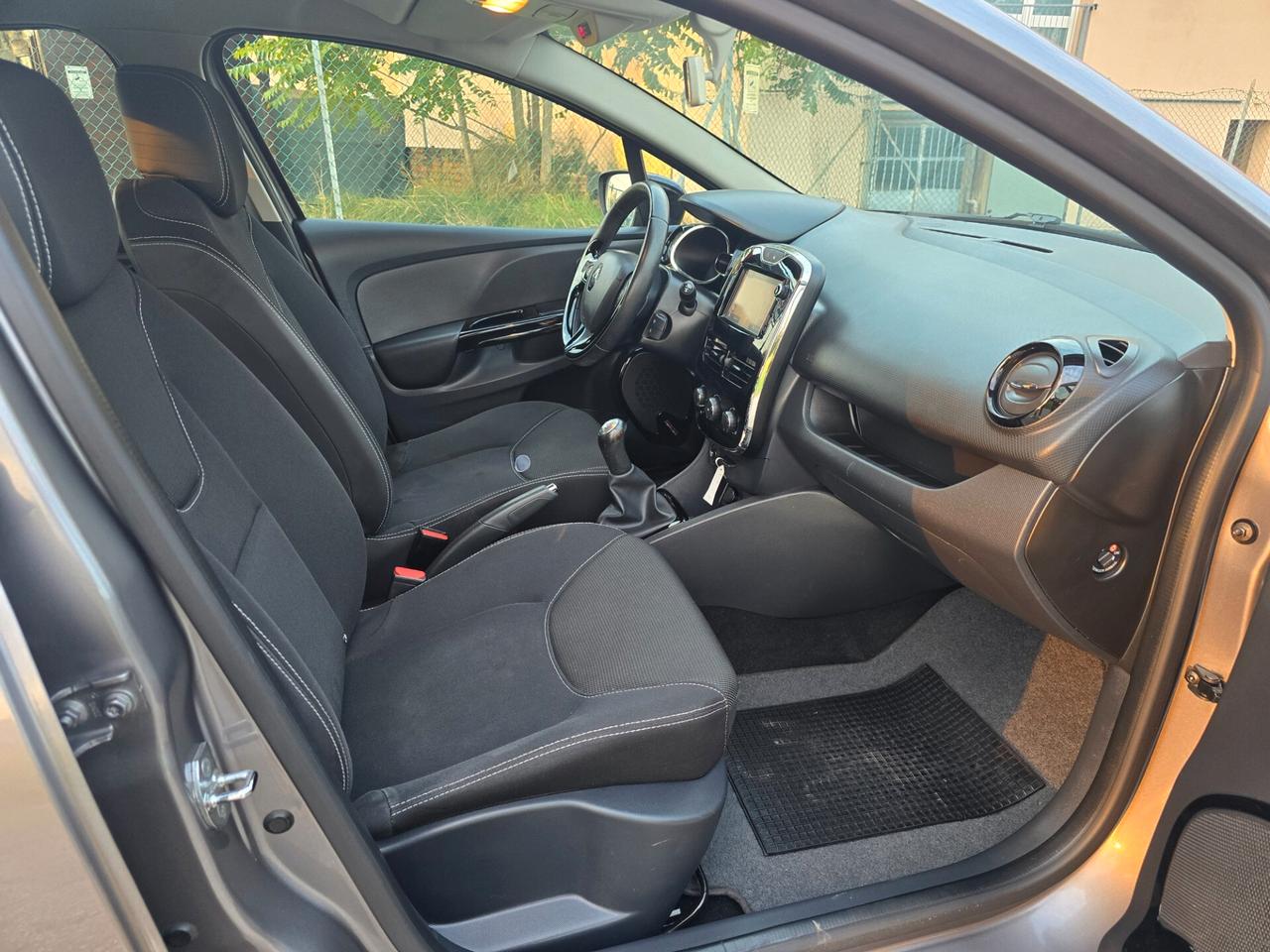 Renault Clio Sporter 1.5 DCI con GARANZIA