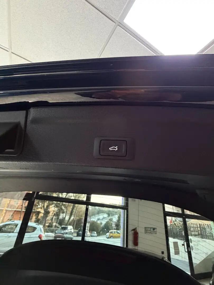 Audi Q3 35 TDI S tronic line edition