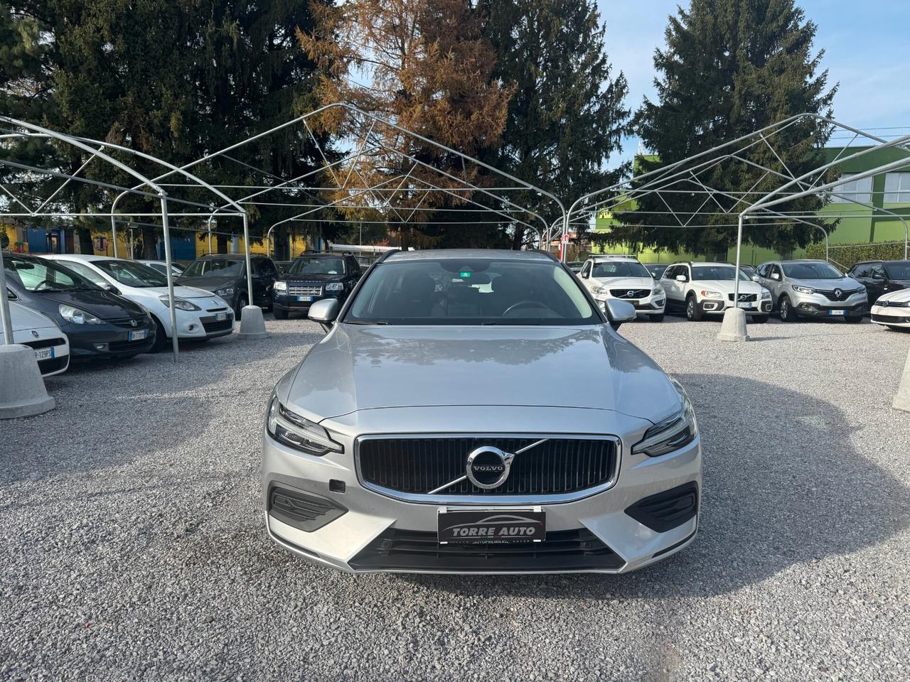 Volvo V60 B4 (d) Geartronic Momentum Business