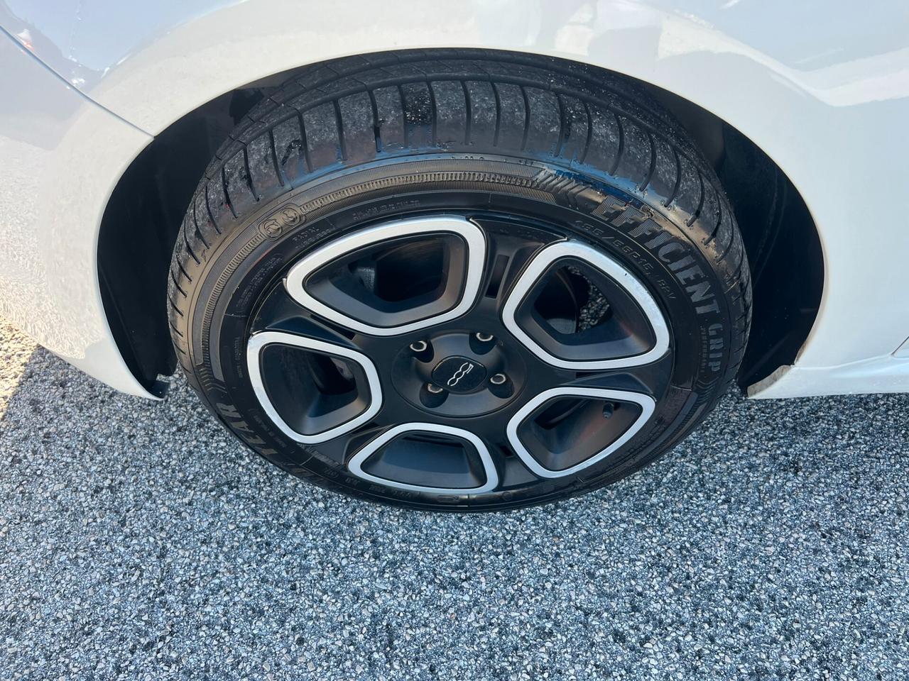 Fiat 500 1.0 Hybrid DOLCEVITA 2022