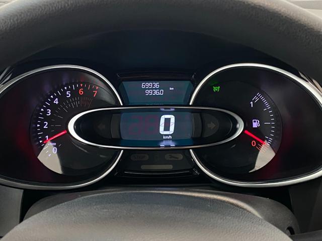 RENAULT Clio 1.2 75 CV 5 porte Duel