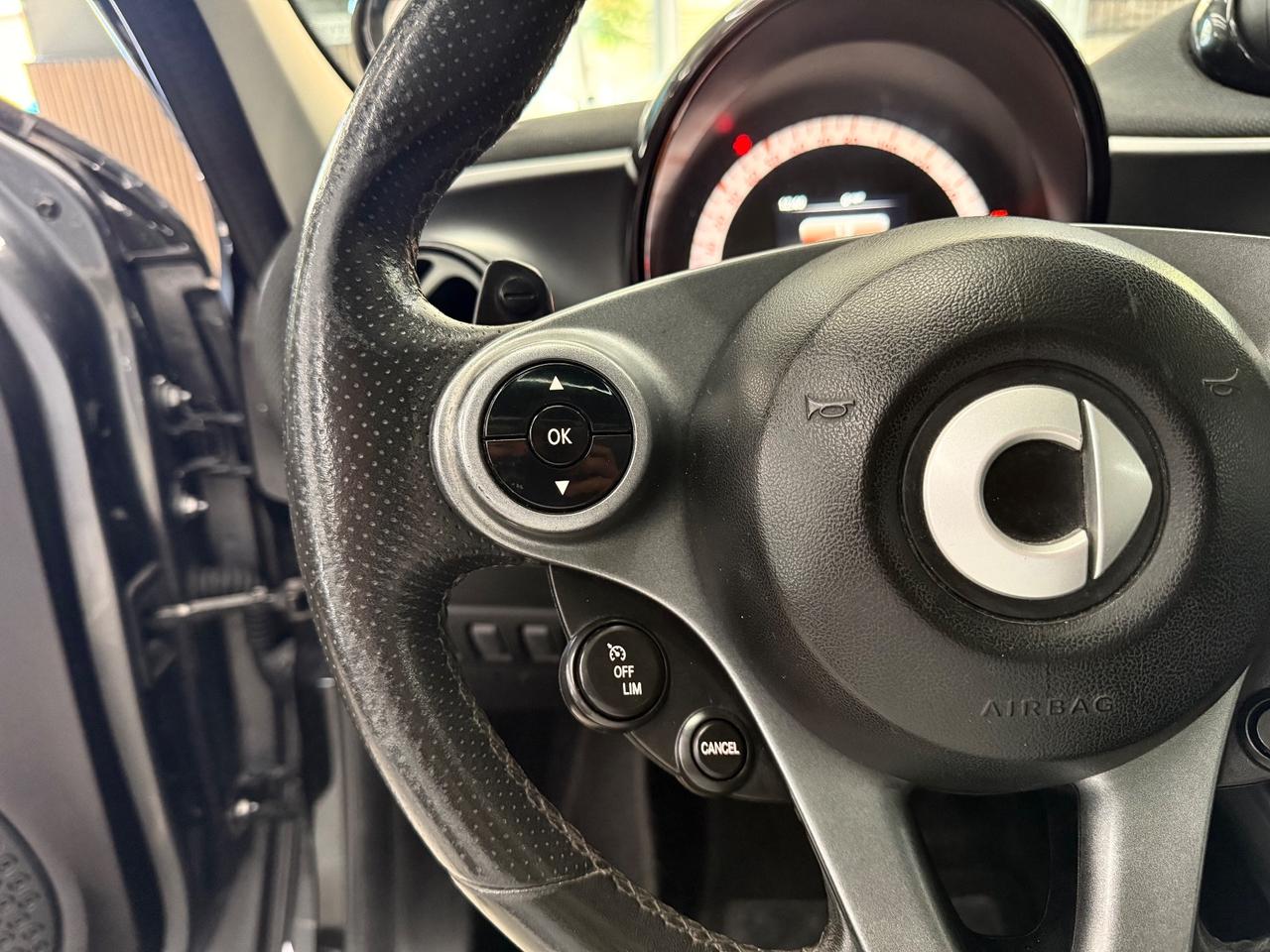 Smart ForFour 70 1.0 Passion Led Tetto