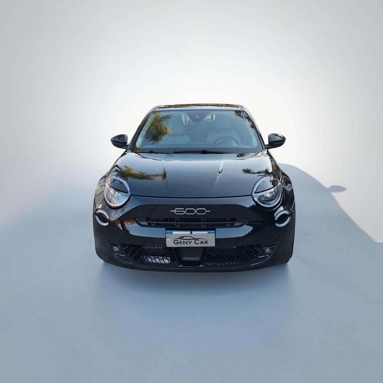 Fiat 600 Hybrid 100 CV DCT MHEV La Prima