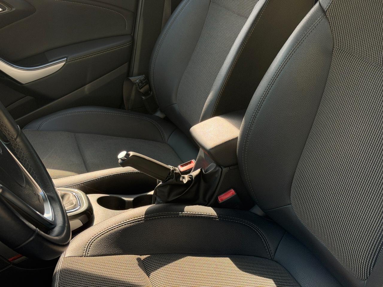 OPEL ASTRA 1.4cc 120Cv Cosmo Benzina