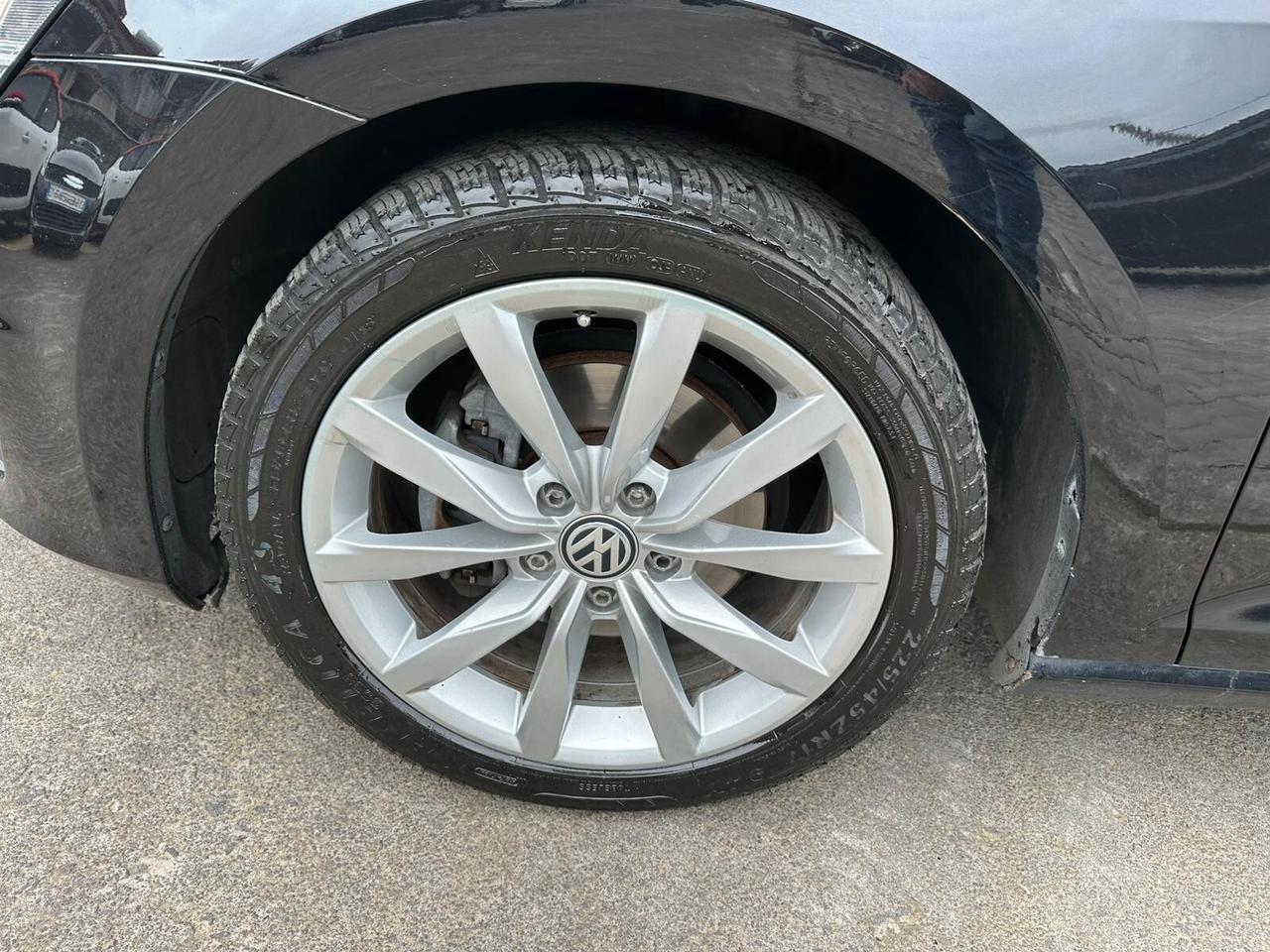 Volkswagen Golf 2.0 TDI 5p. Highline BlueMotion Technology