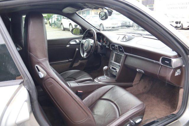 PORSCHE 911 Carrera 4S Coupé