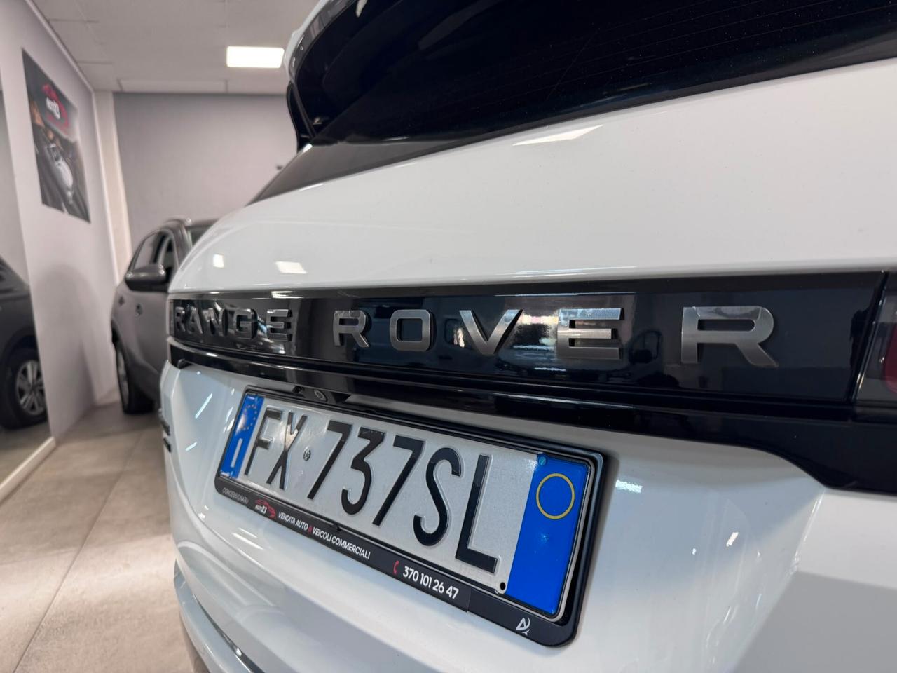 Land Rover Range Evoque 2.0D I4-L.Flw 150CV AWD Auto R-Dynamic SE