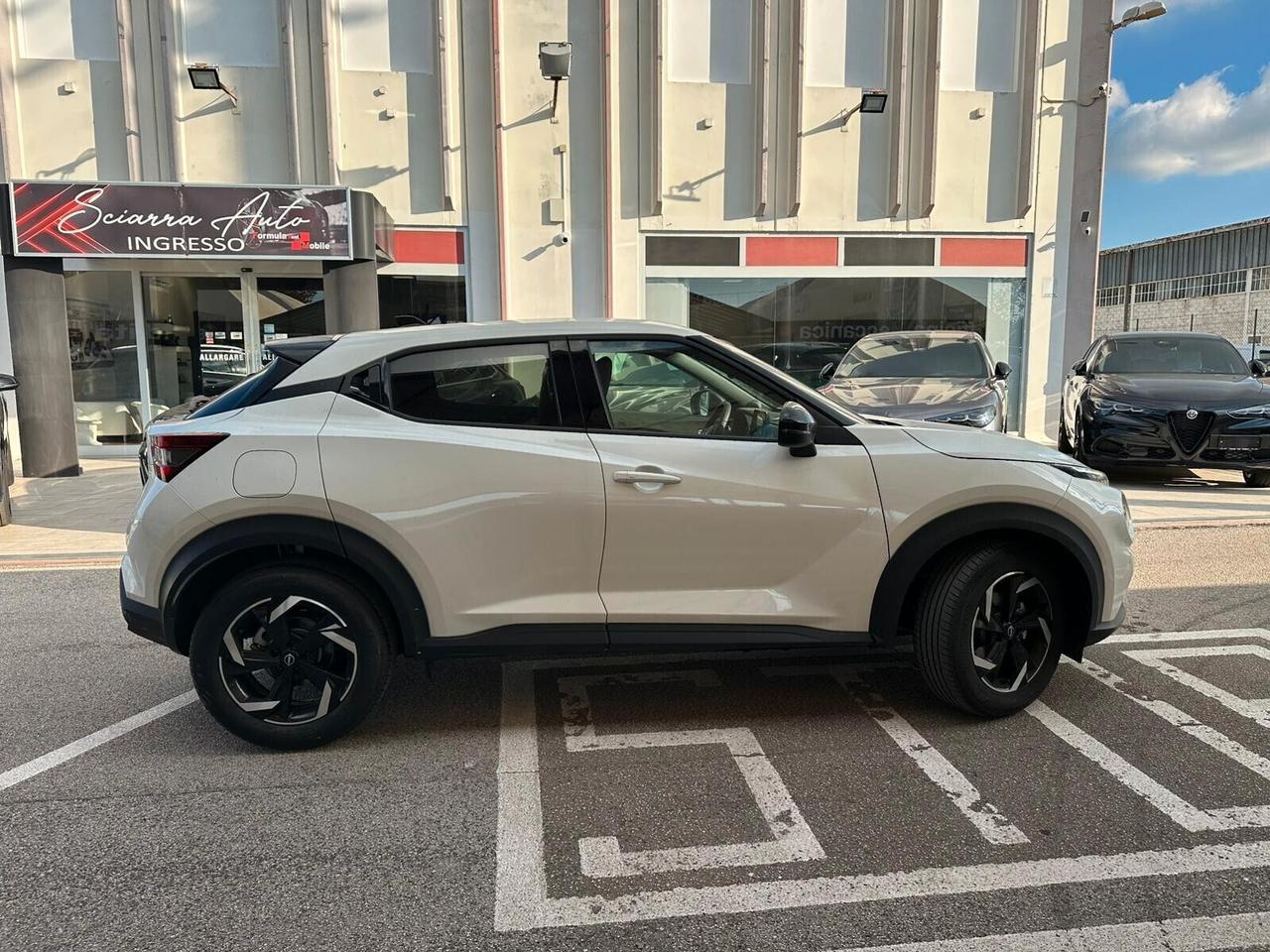 Nissan Juke 1.0 DIG-T 114 CV N-Connecta