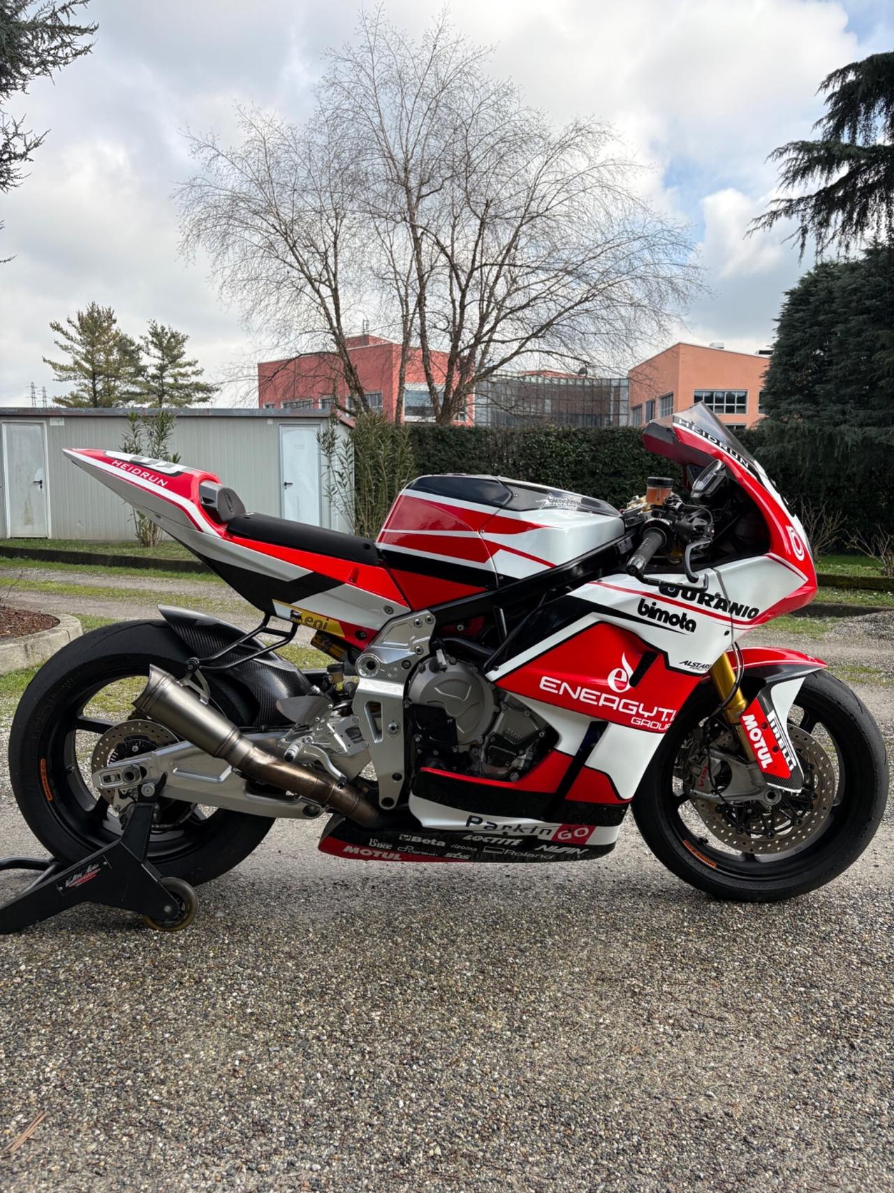 Bimota BB3 con motore/elettronica BMW HP4