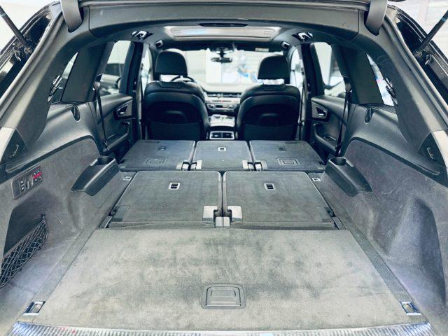 AUDI Q7 3.0 TDI 272 CV Quattro S line - 215.000 Km