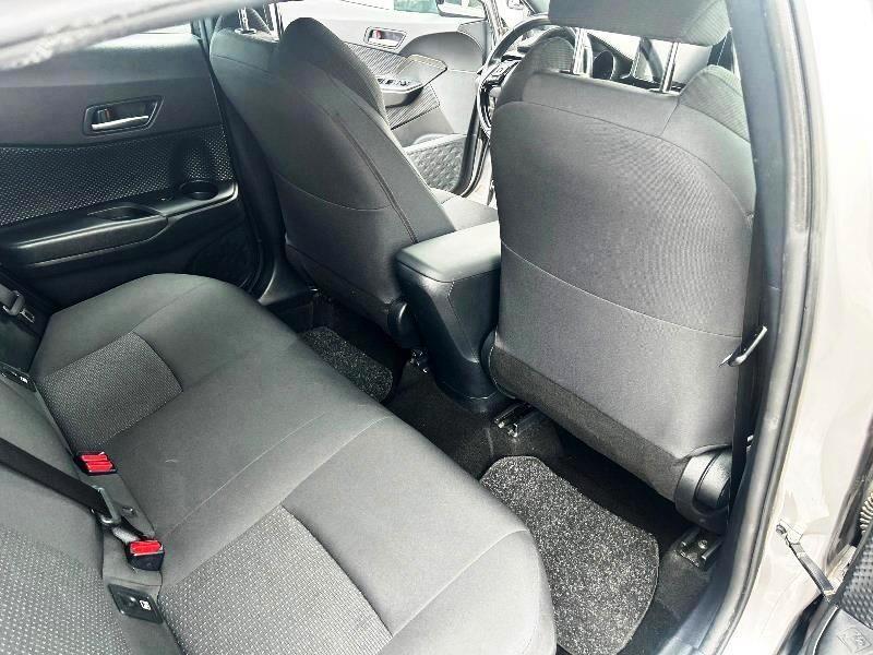 Toyota C-HR 1.8 Hybrid E-CVT Active
