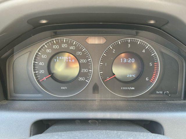 VOLVO XC60 2.4 D 163 CV AWD Geartronic Momentum