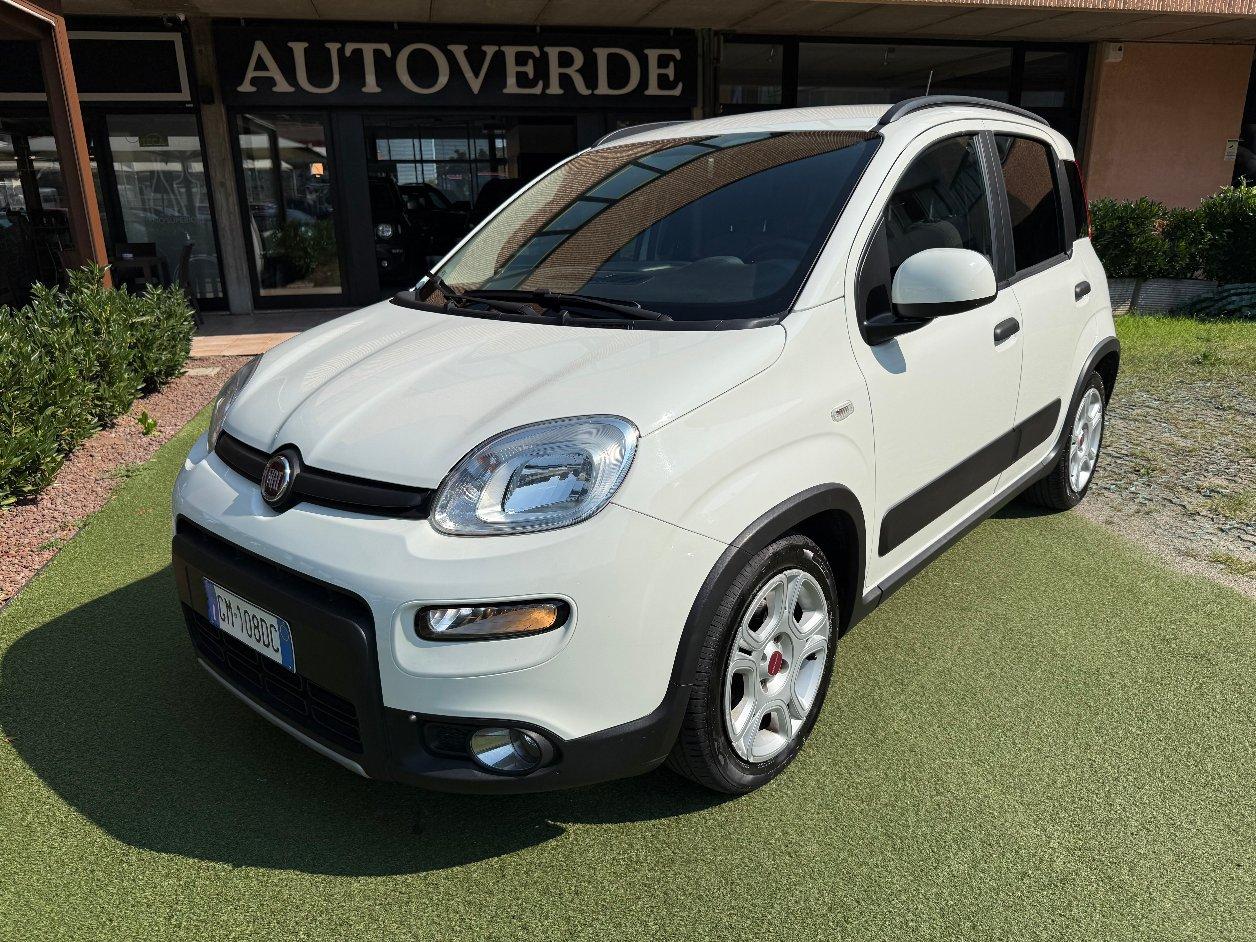 Fiat Panda 1.0 firefly Hybrid City Life s&s 70cv 5P UNIPROP