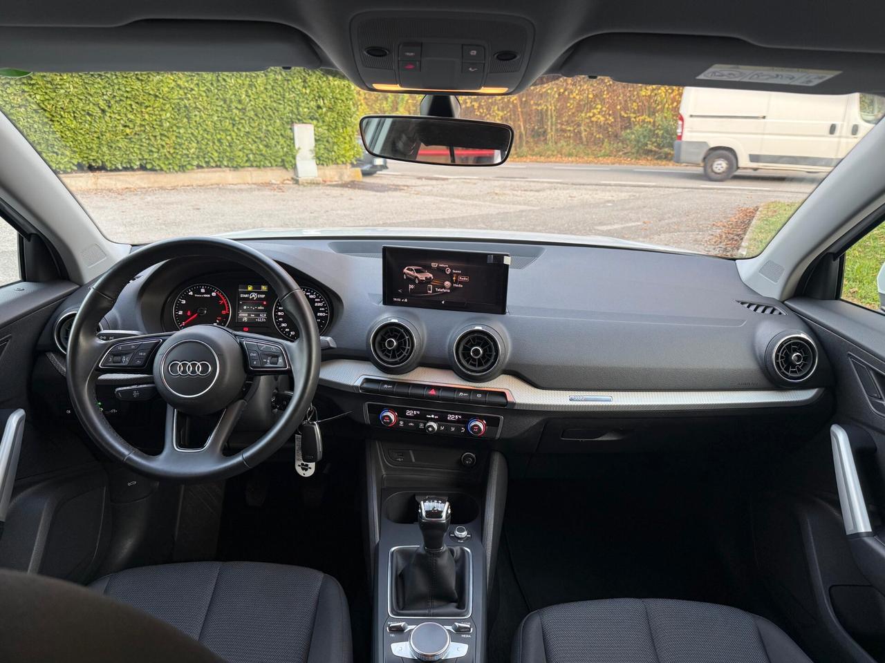 Audi Q2 30 TFSI Business -