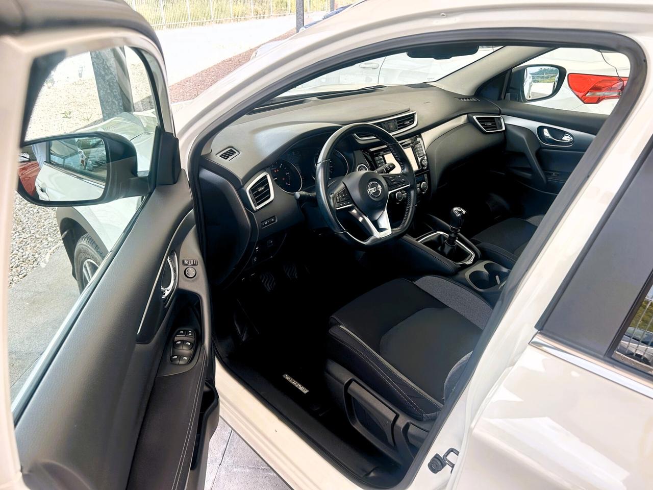 Nissan Qashqai 1.5 dCi N-Connecta
