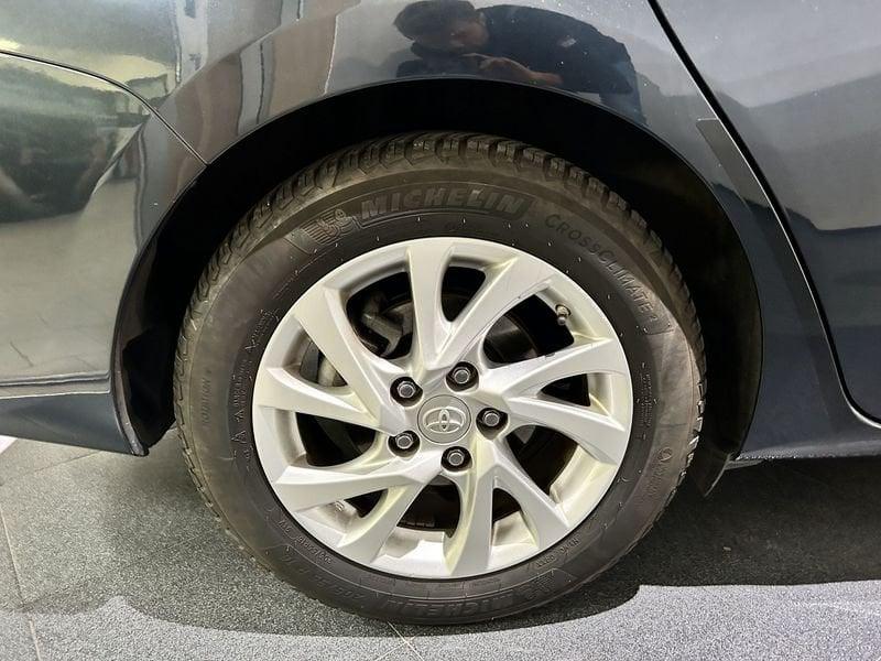 Toyota Auris Auris Touring Sports 1.8 Hybrid Active + NAVIGATORE AREA C FREE