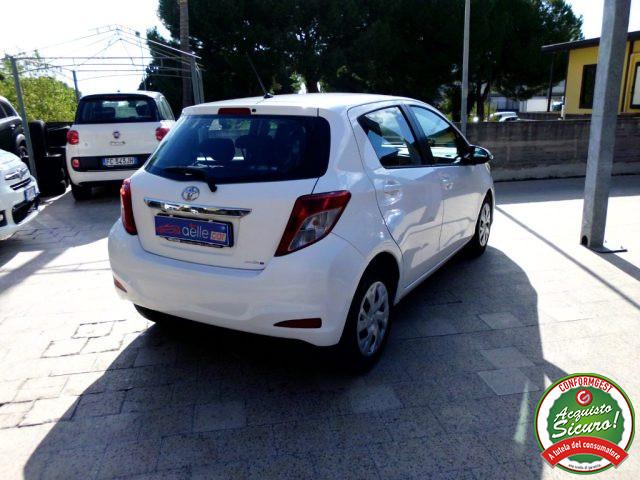 TOYOTA Yaris 1.4 D-4D 5 porte Lounge