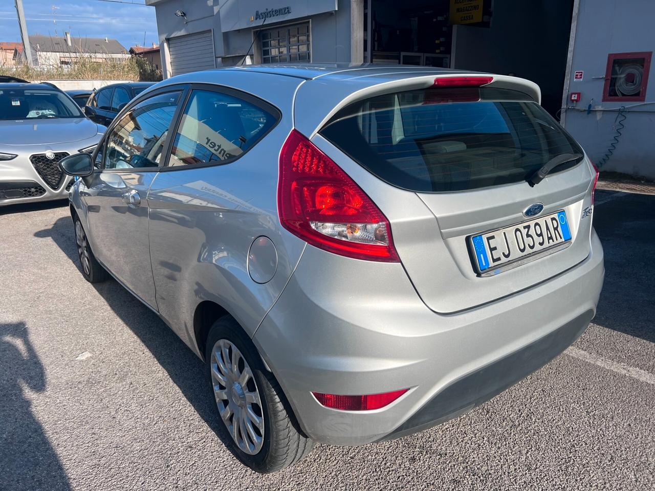 FORD FIESTA 1,2 BZ 68 CV BUSINESS 3P