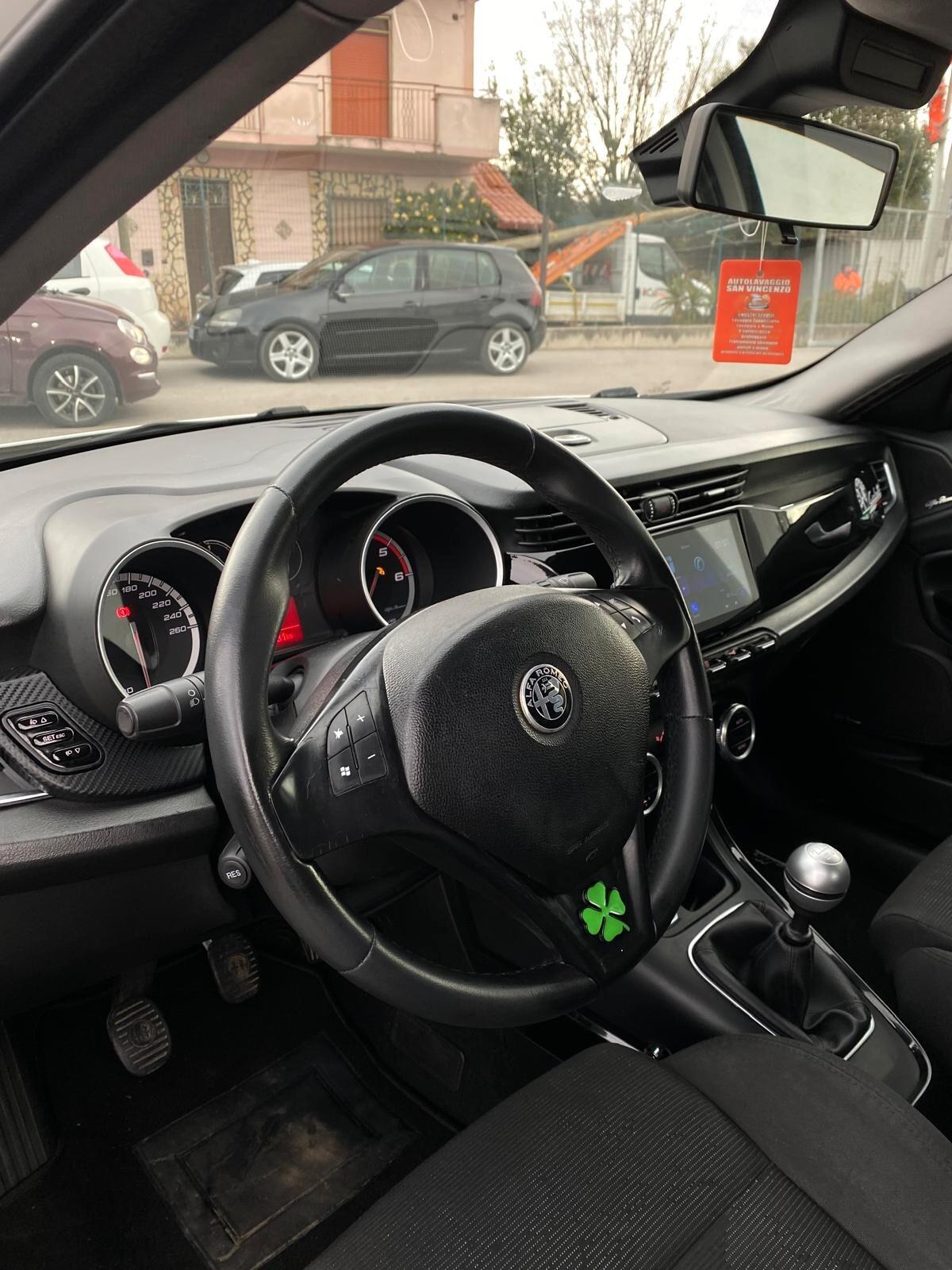 Alfa Romeo Giulietta 1.6 JTDm 105CV