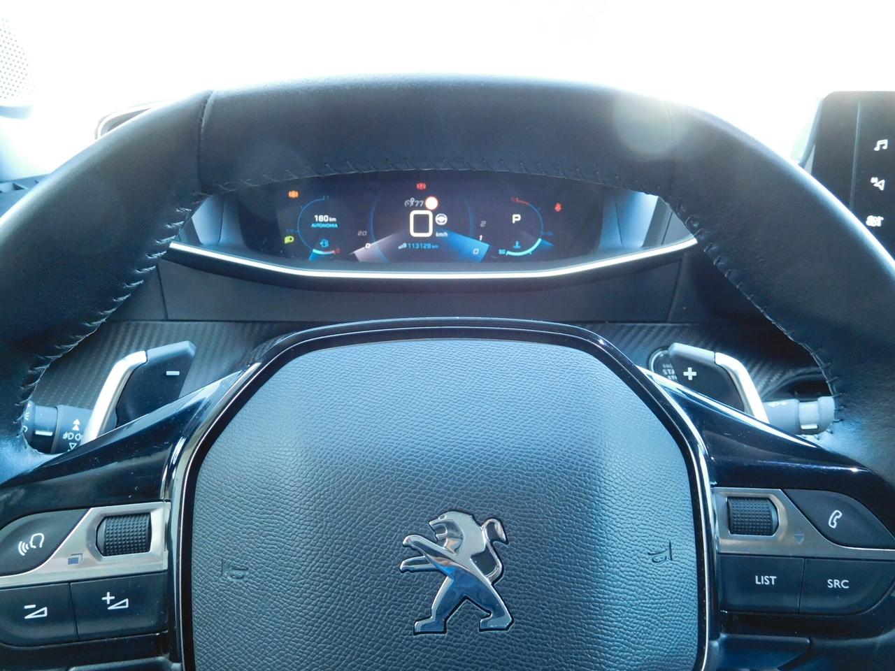 Peugeot 2008 BlueHDi 130 S&S EAT8 Allure