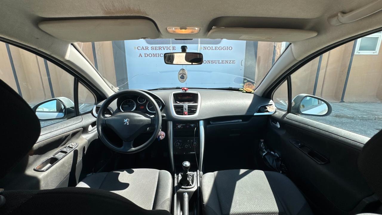 Peugeot 207 1.4 75CV NEOPATENTATI - 2011