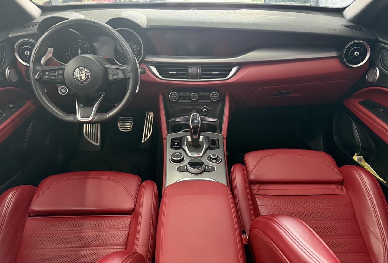 Alfa Romeo Stelvio 2.2 Turbodiesel 210 CV AT8 Q4 Veloce Tì