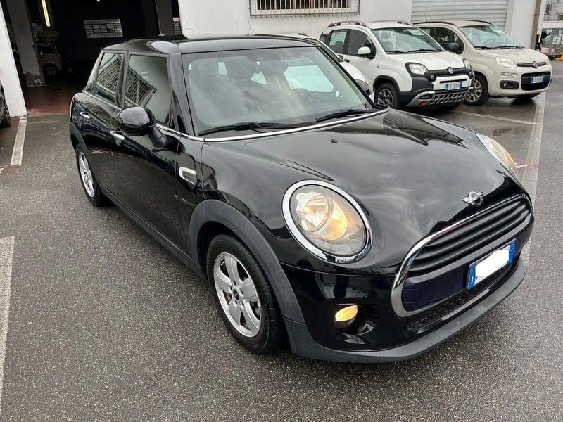 MINI Mini 5 porte Mini 1.5 Cooper D Business 5 porte