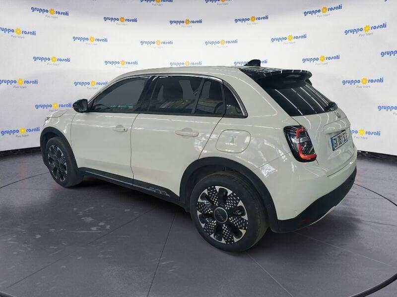FIAT 600 (2023-->) Hybrid DCT MHEV La Prima