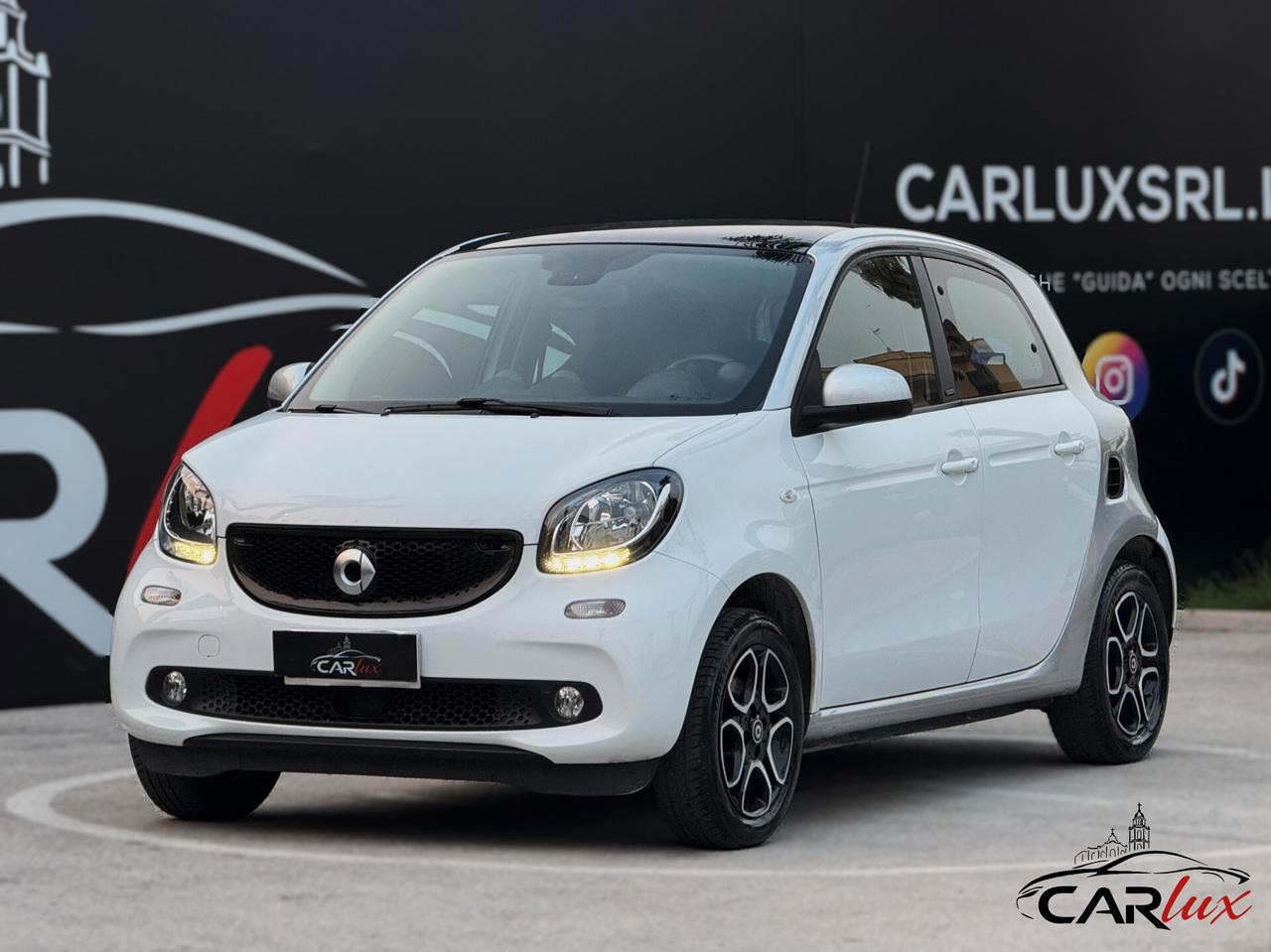 Smart forFour 1.0 Passion 71CV Twinamic TETTO