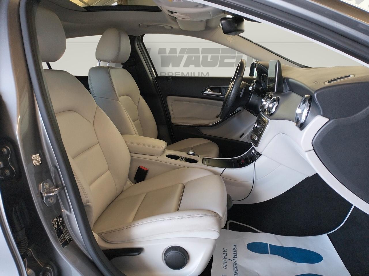 Mercedes-benz GLA 200 d Sport - TETTO APRIBILE