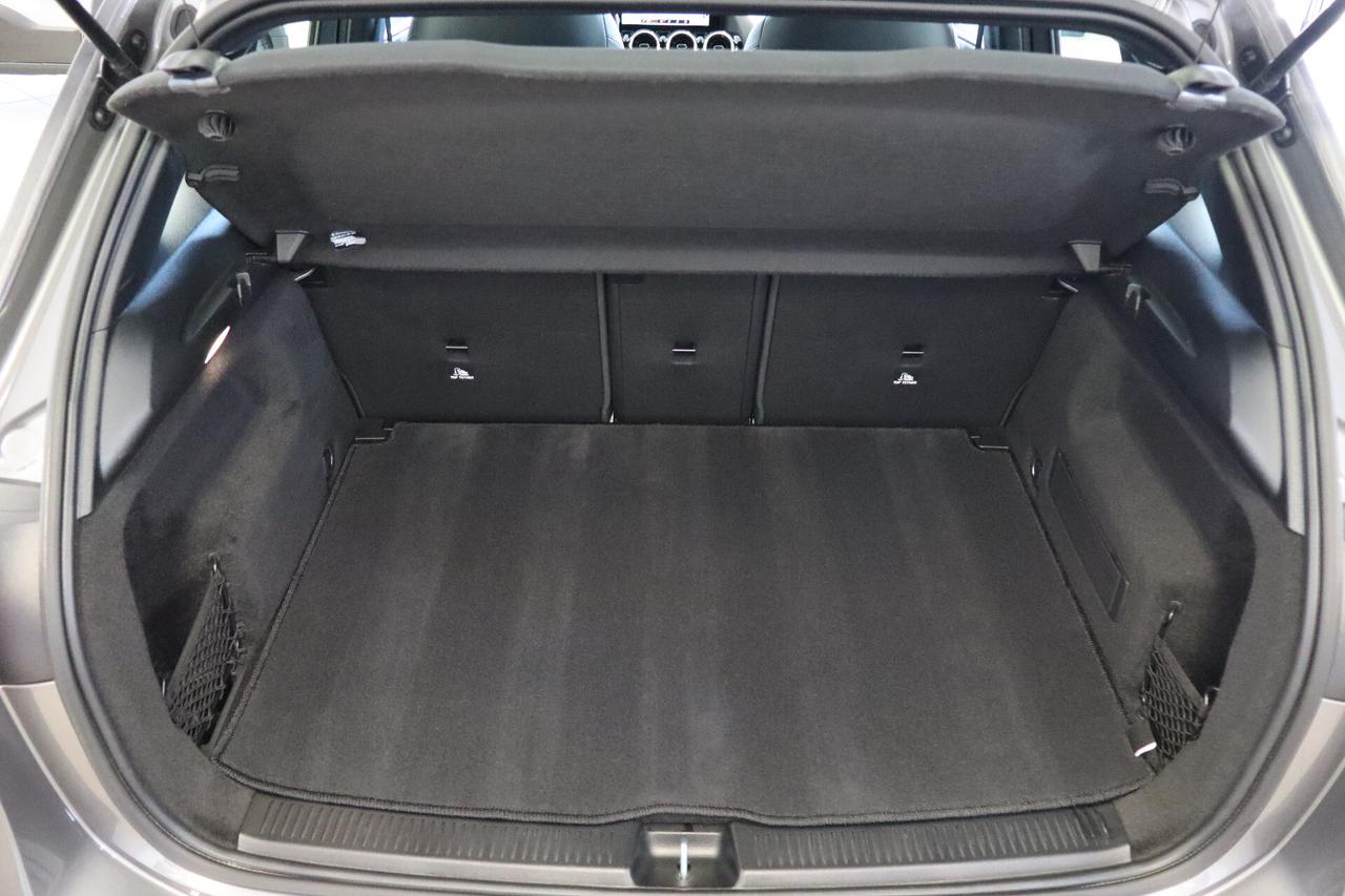 MERCEDES B180 D BUSINESS EXTRA 7G-DCT