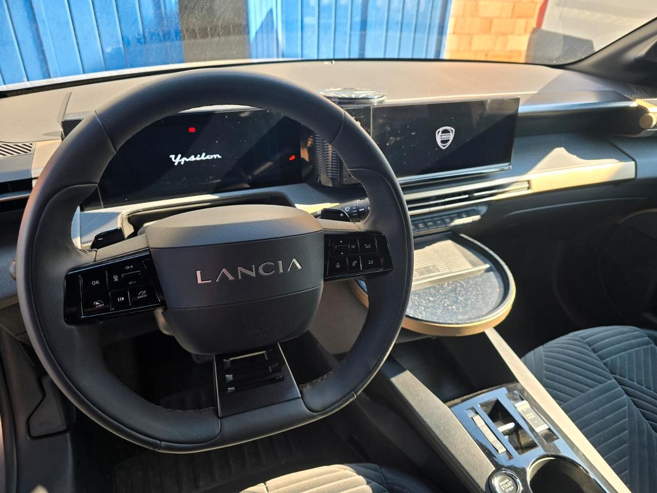 Lancia Ypsilon Hybrid e-DCT LX rate 99,00