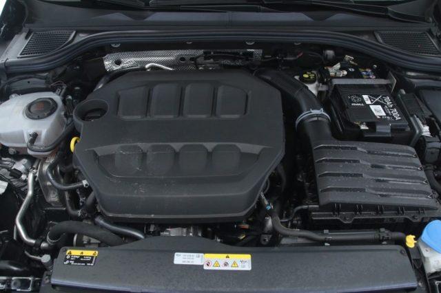 VOLKSWAGEN Golf GTI 2.0 TSI GTI DSG Black Style plus