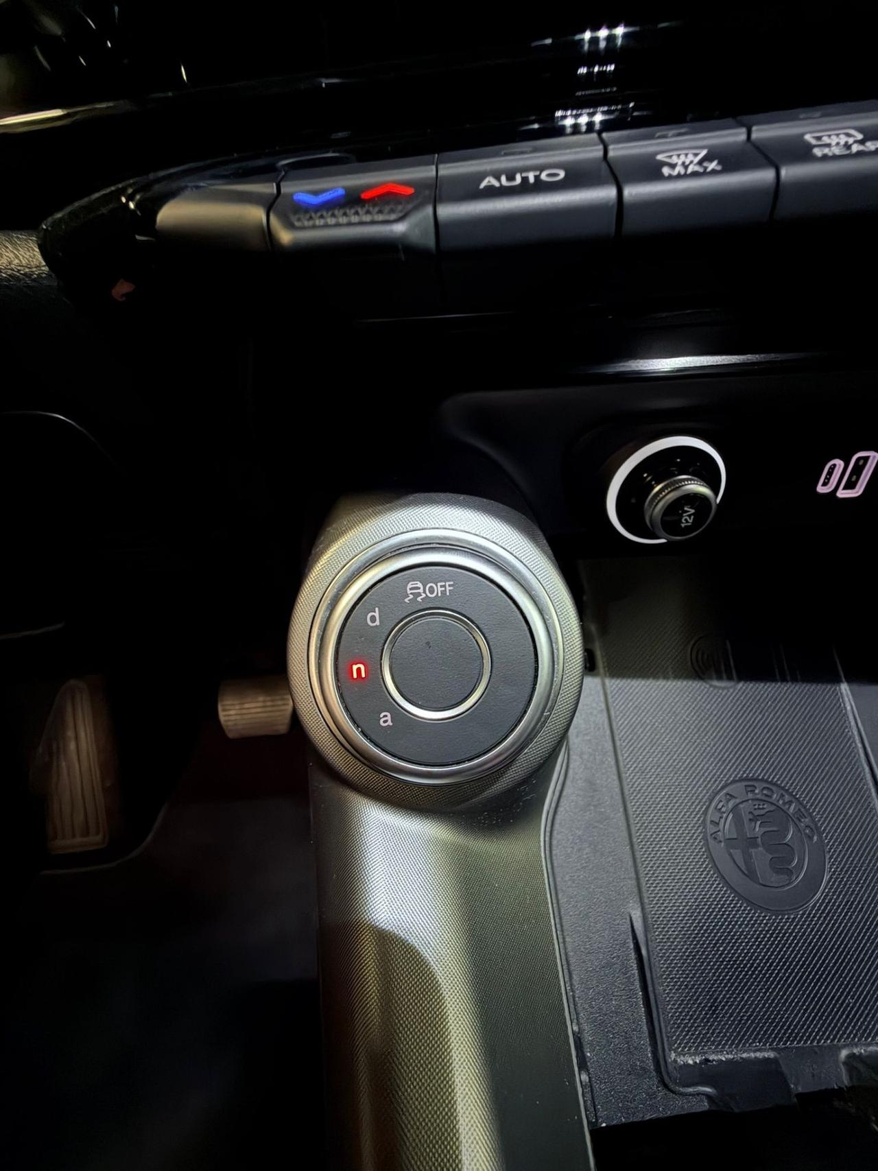 Alfa Romeo Tonale 1.6 diesel 130 CV TCT6 Sprint