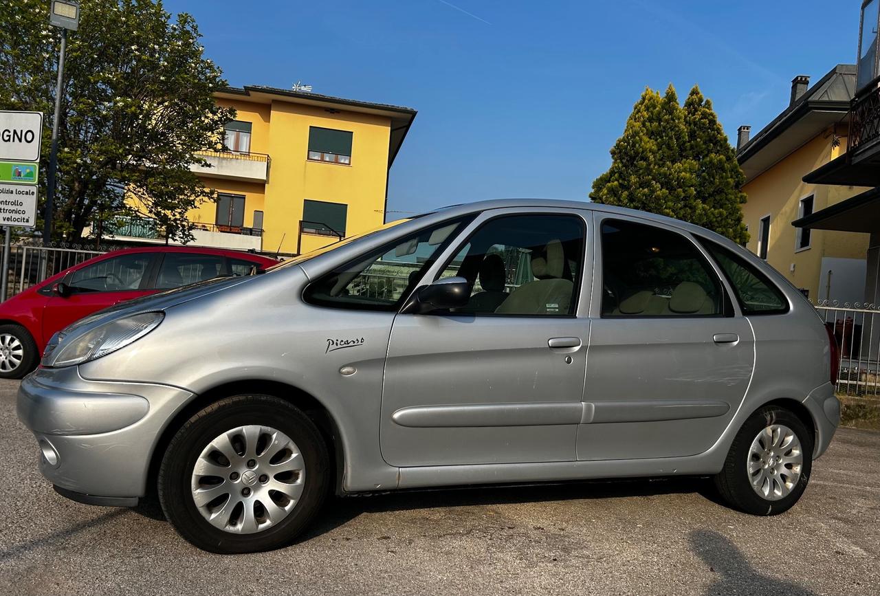 Citroen Xsara Picasso 2.0 HDi Exclusive