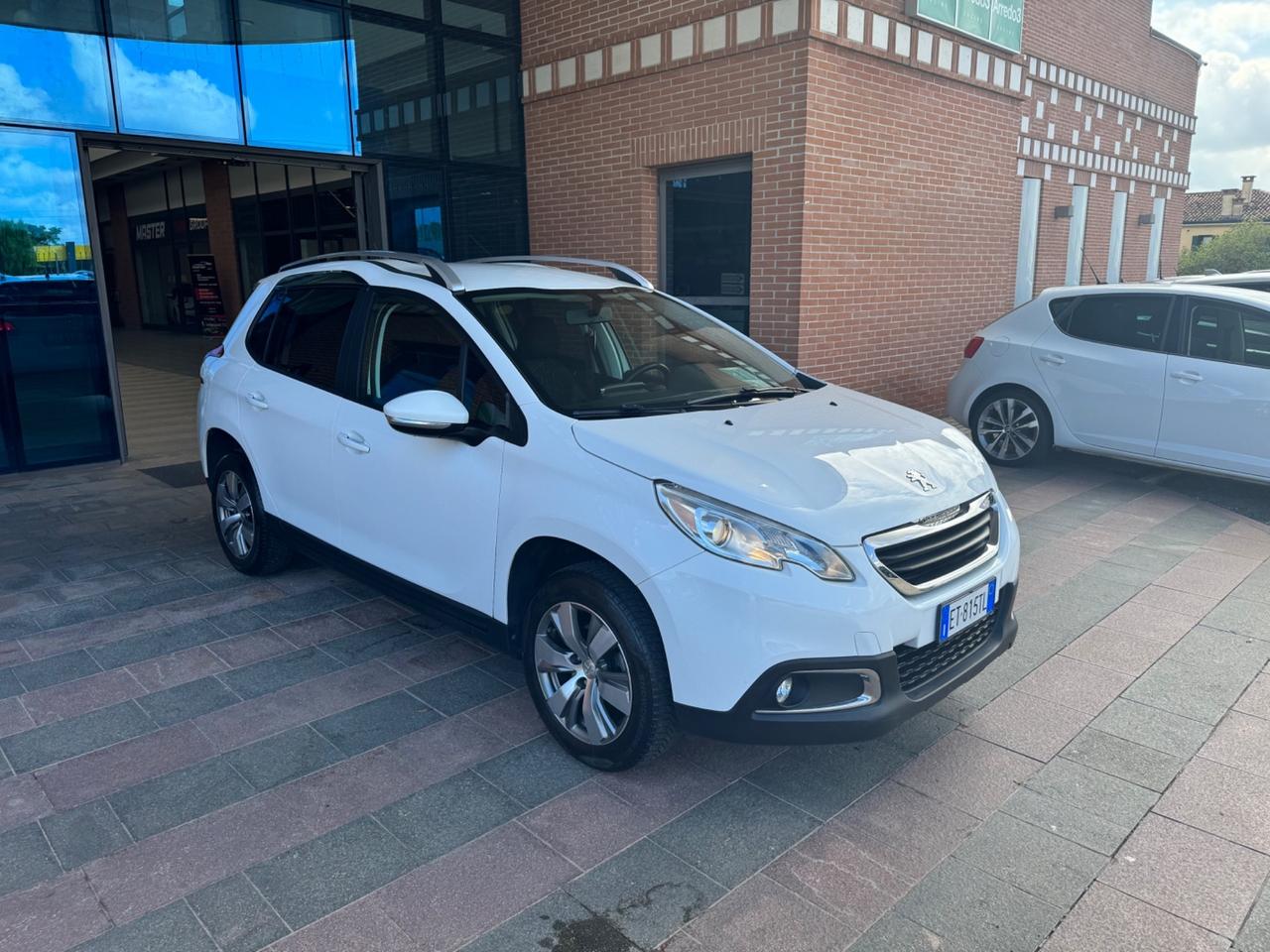 Peugeot 2008 1.2 VTi 82CV Access