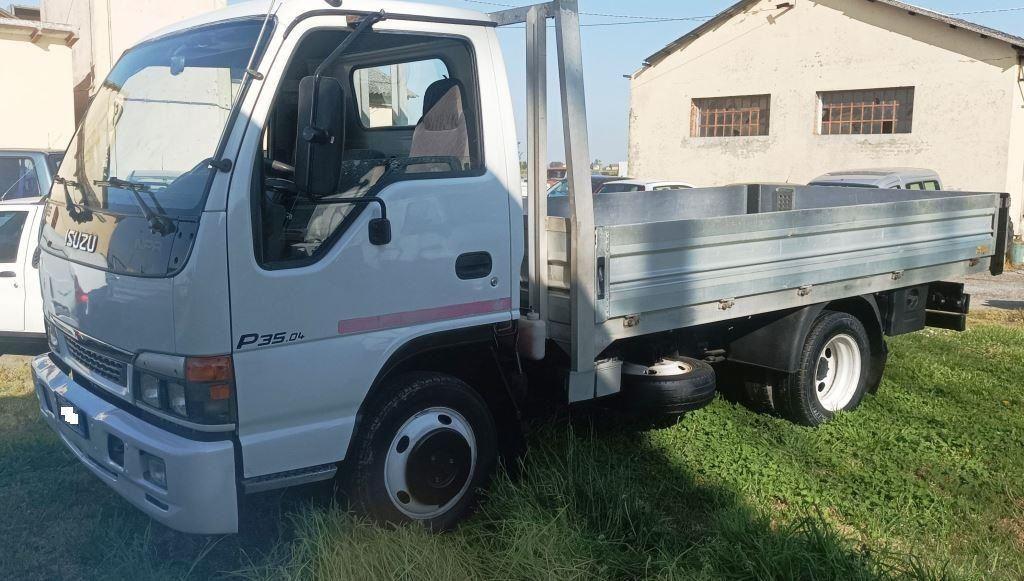 ISUZU NPR