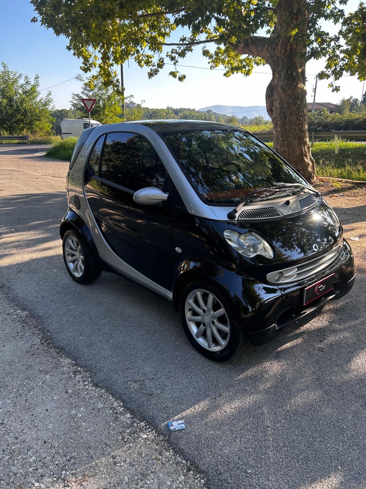 Smart ForTwo 700 coupé pure (37 kW)