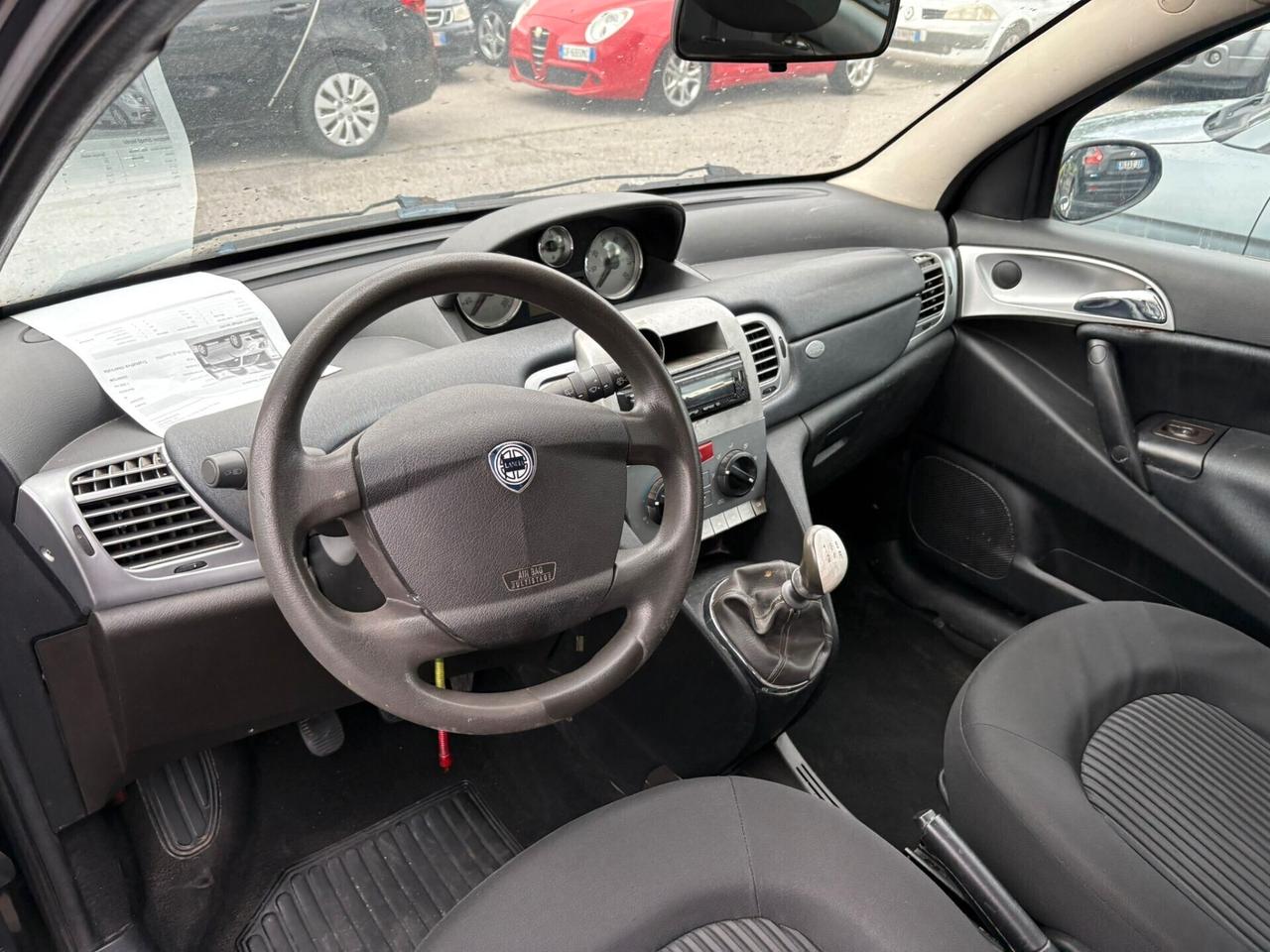 Lancia Ypsilon 1.2 Argento