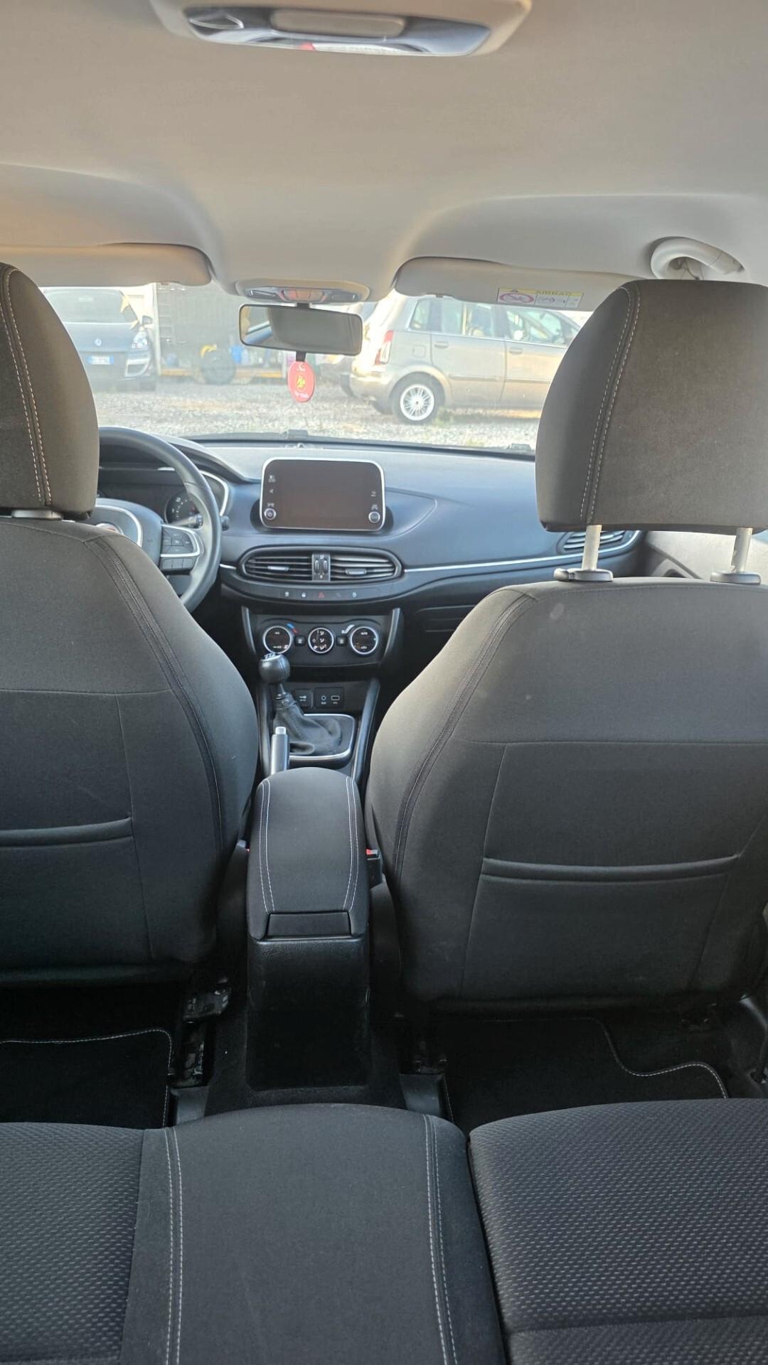 Fiat Tipo 1.6 Mjt S&S SW Lounge