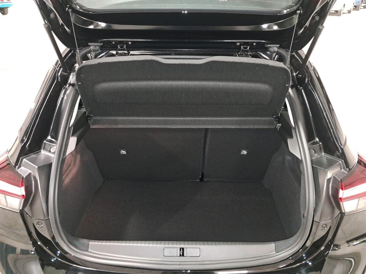 Opel Corsa 1200 75CV 5 Porte Km. 0