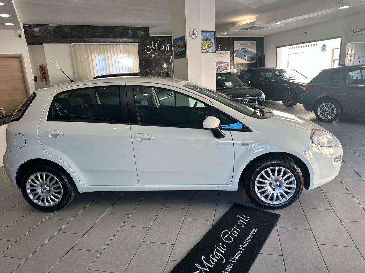 Fiat Punto 1.3 MJT II 75 CV 5 porte Street